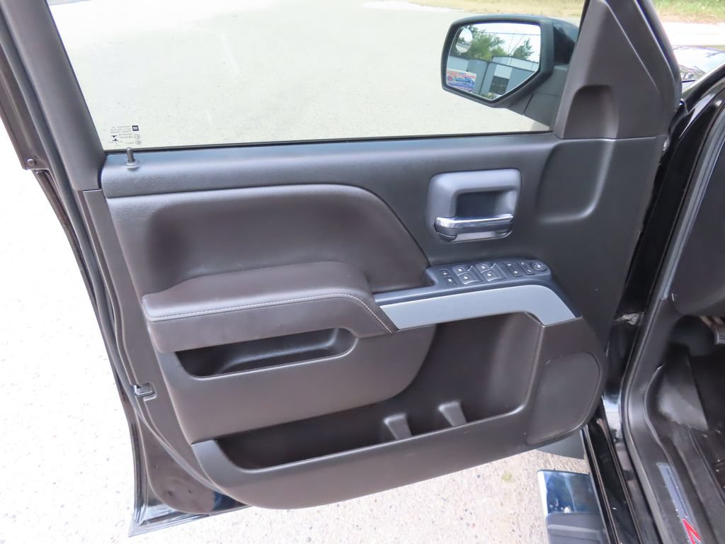 Used 2017 Chevrolet Silverado 1500 LT w/ All Star Edition AWD/4WD image 26