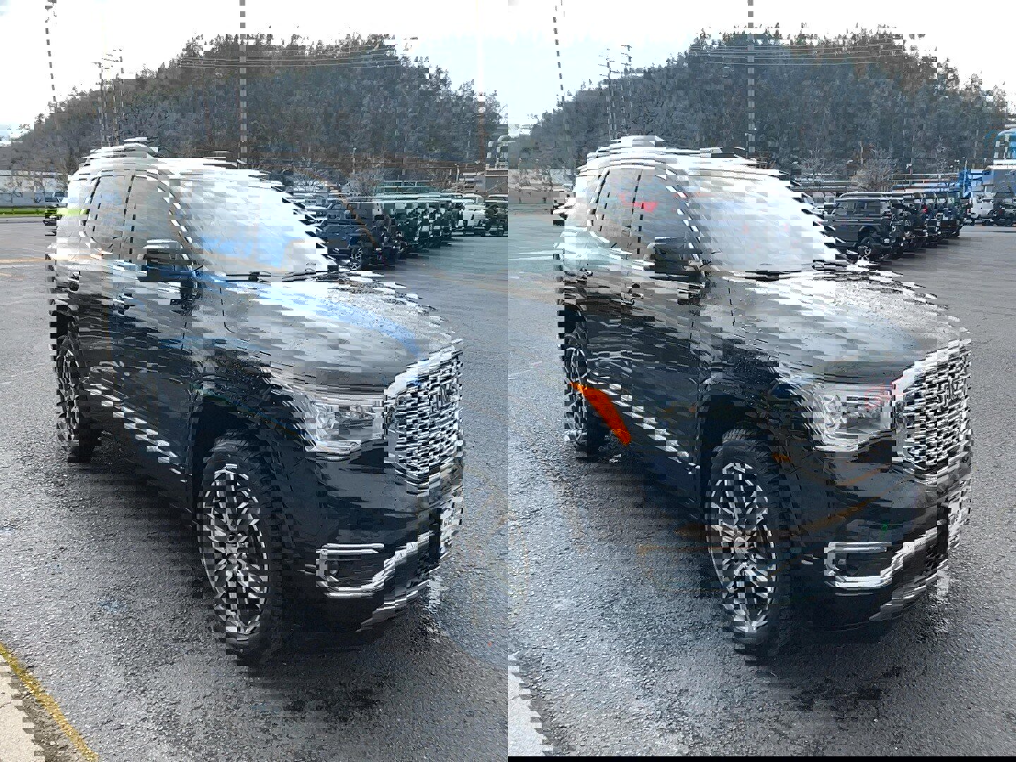 Used 2019 GMC Acadia Denali w/ Technology Package image 3