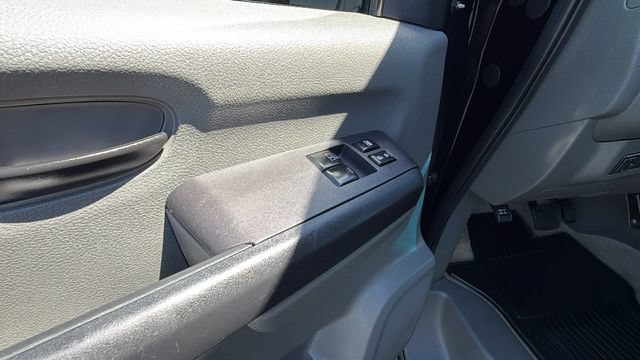 Used 2018 Nissan NV 3500 SL RWD image 14