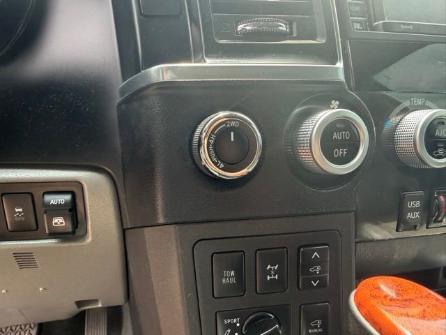 Used 2018 Toyota Sequoia Platinum AWD/4WD image 46
