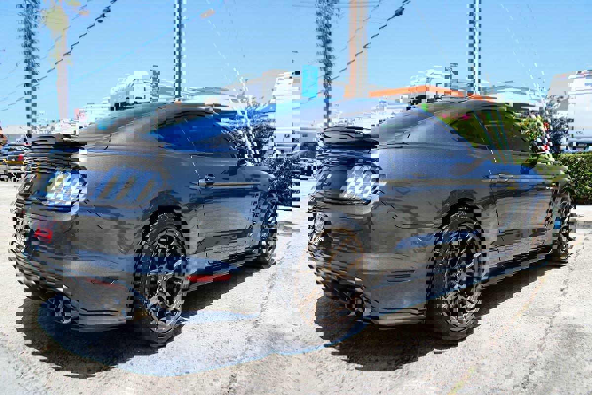 Used 2017 Ford Mustang Shelby GT350 w/ Electronics Package image 6