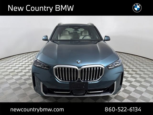 Used 2024 BMW X5 xDrive40i w/ Premium Package AWD/4WD image 2