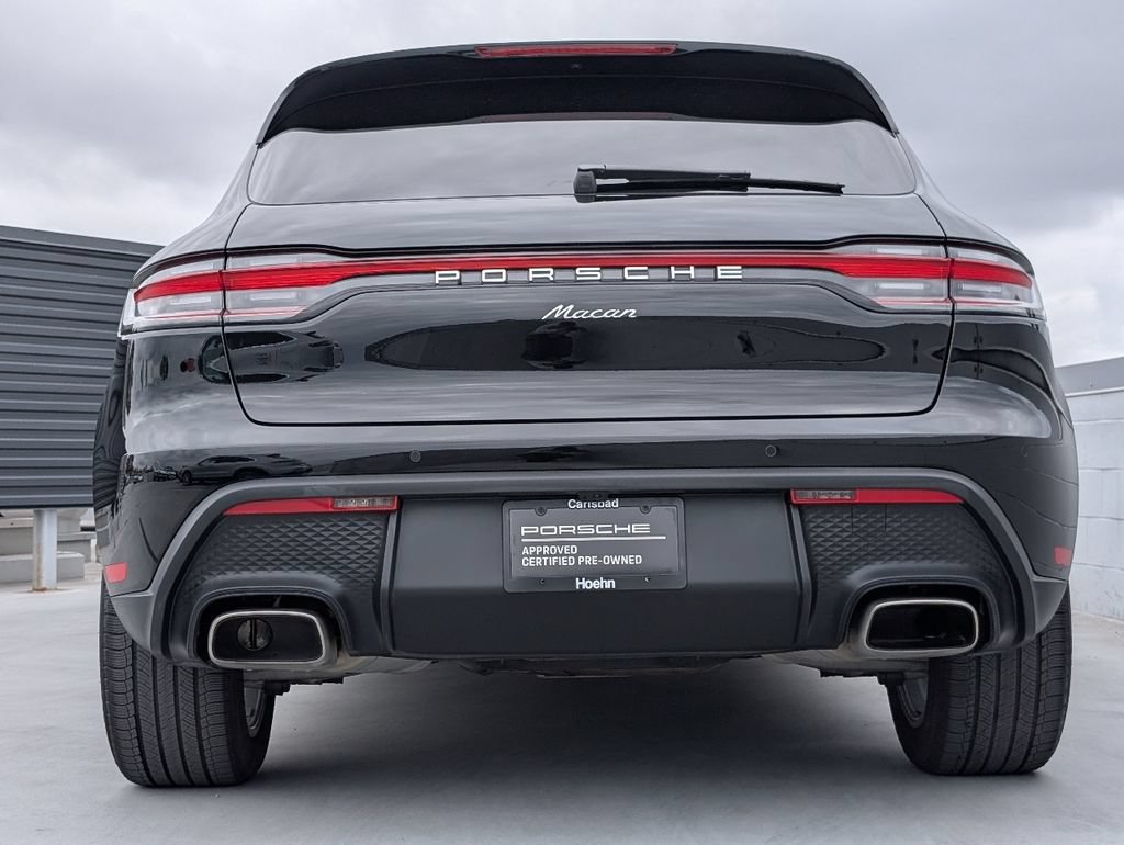 Certified 2025 Porsche Macan AWD/4WD image 11