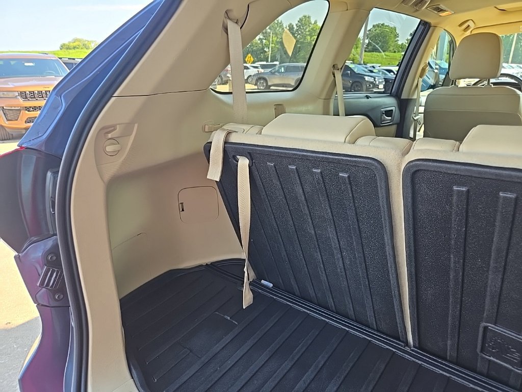 Used 2019 Toyota Highlander XLE FWD image 97