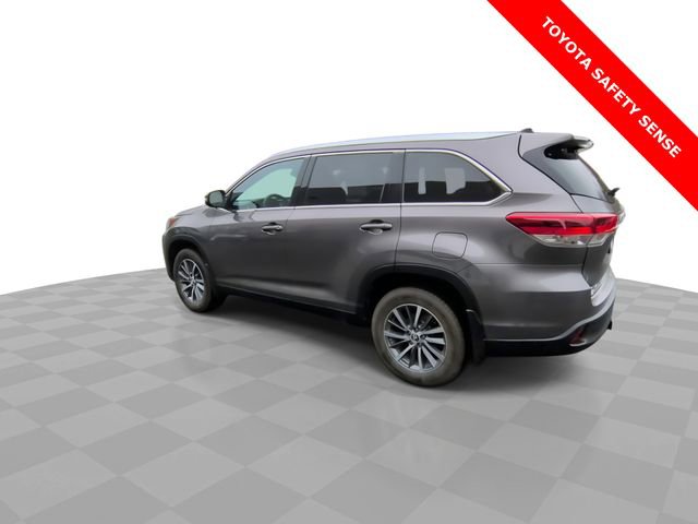 Used 2019 Toyota Highlander XLE image 6