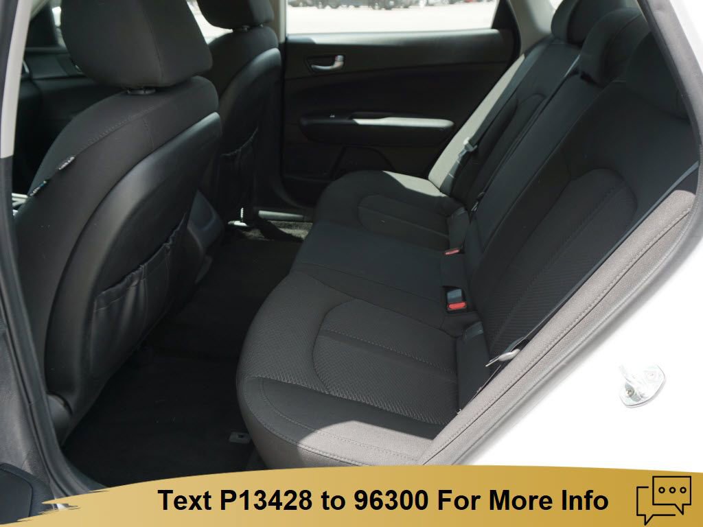 Used 2018 Kia Optima LX FWD image 12