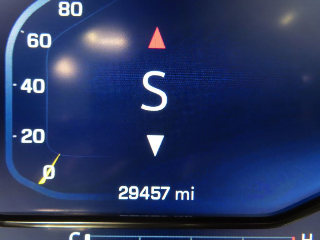 Used 2024 Chevrolet Suburban RST w/ Luxury Package image 13