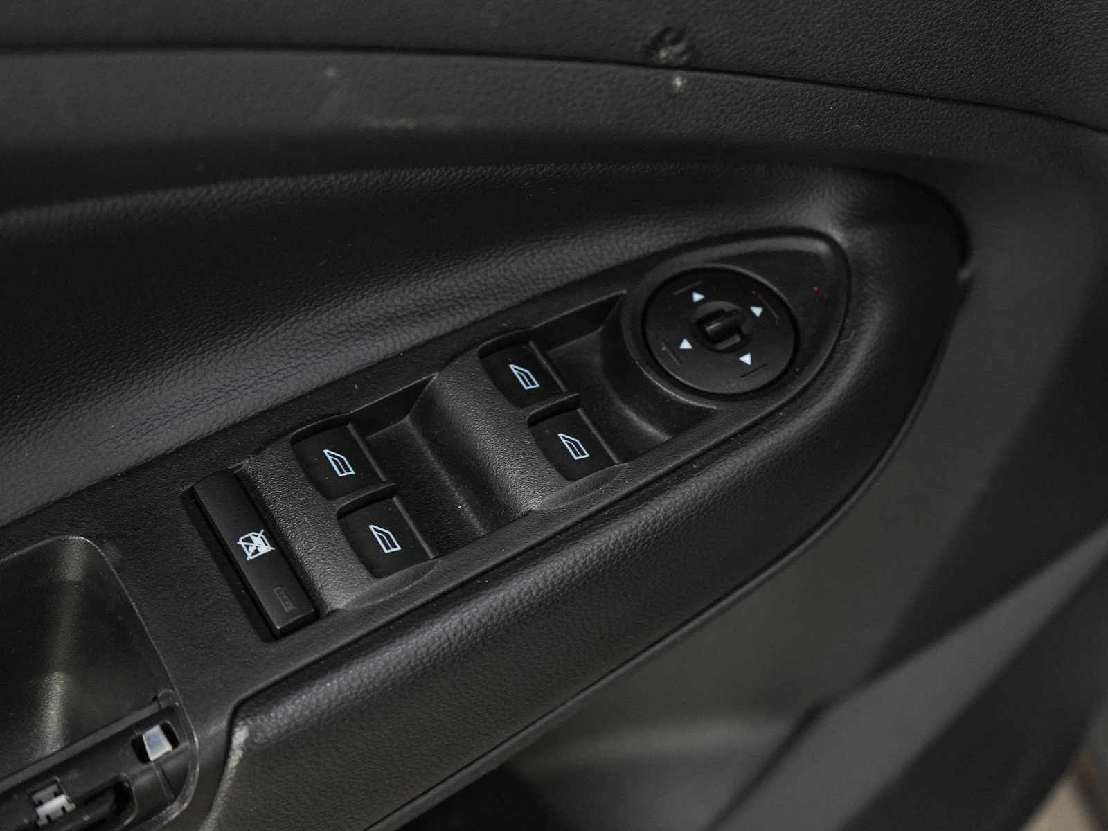 Used 2018 Ford Escape SEL AWD/4WD image 20