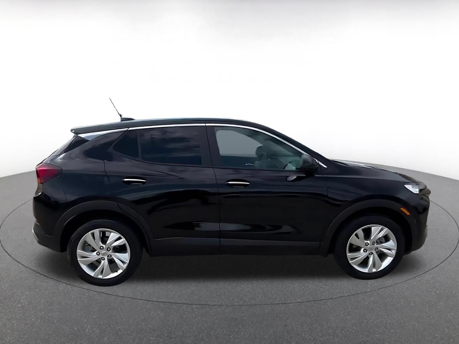 Used 2025 Buick Encore GX Preferred FWD image 16