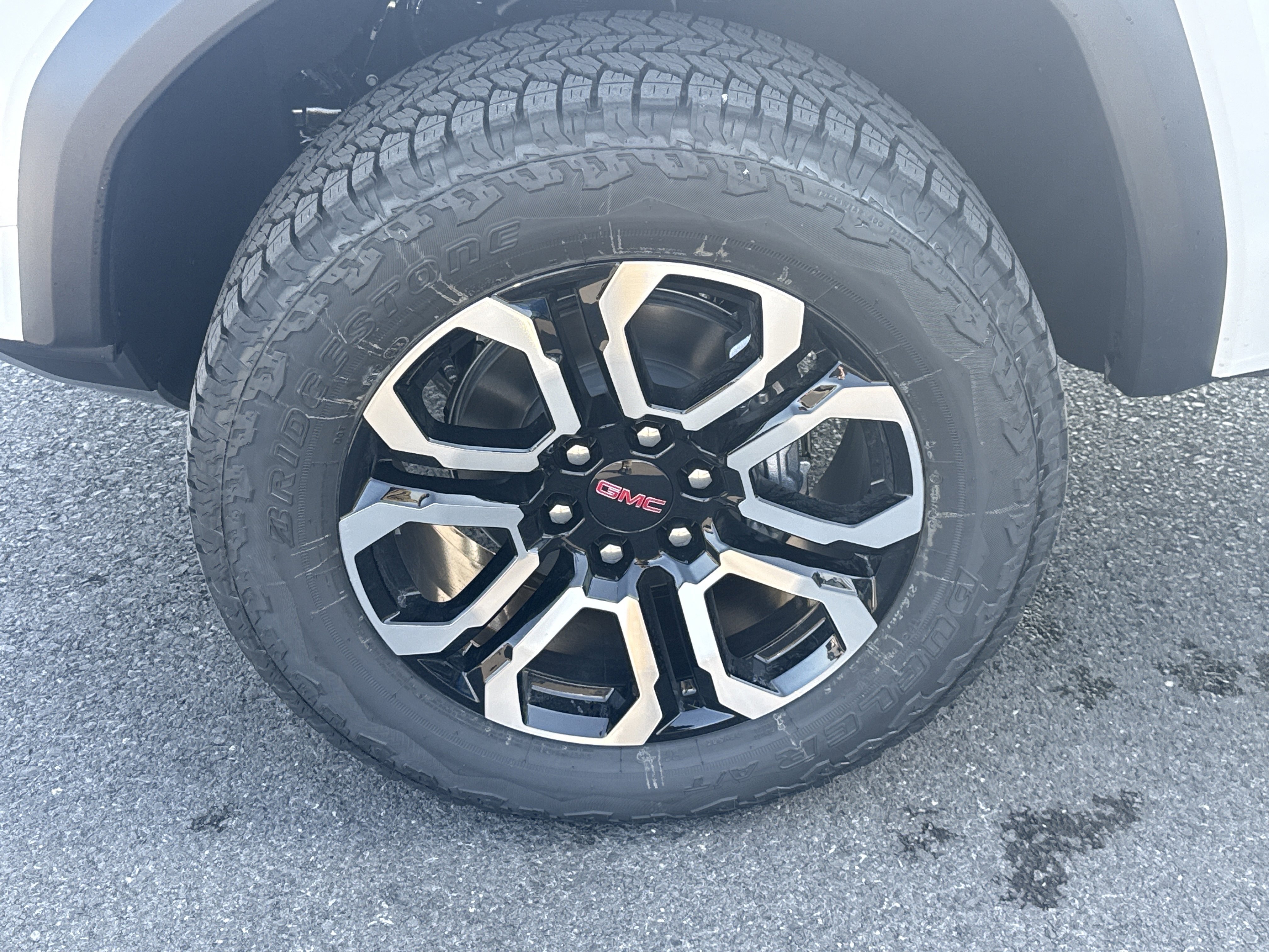 New 2026 GMC Canyon AT4 w/ Nightfall Essentials Package AWD/4WD image 10