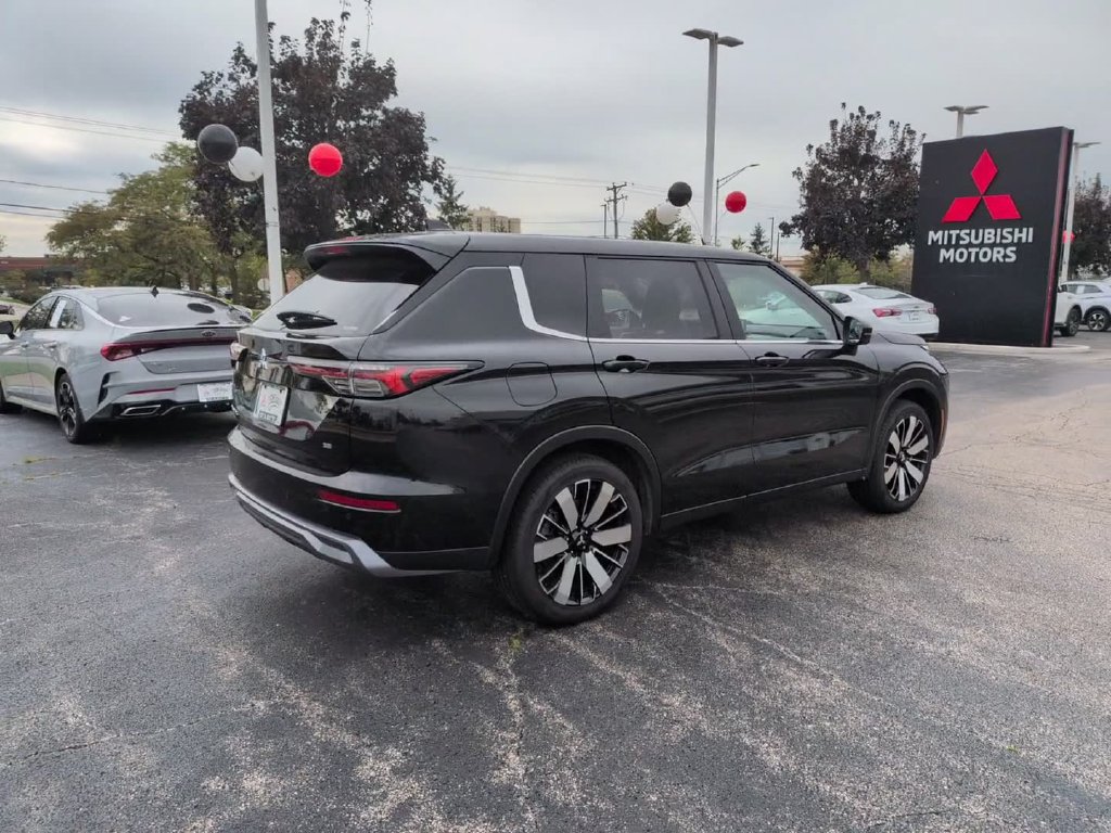 New 2026 Mitsubishi Outlander SE AWD/4WD image 6