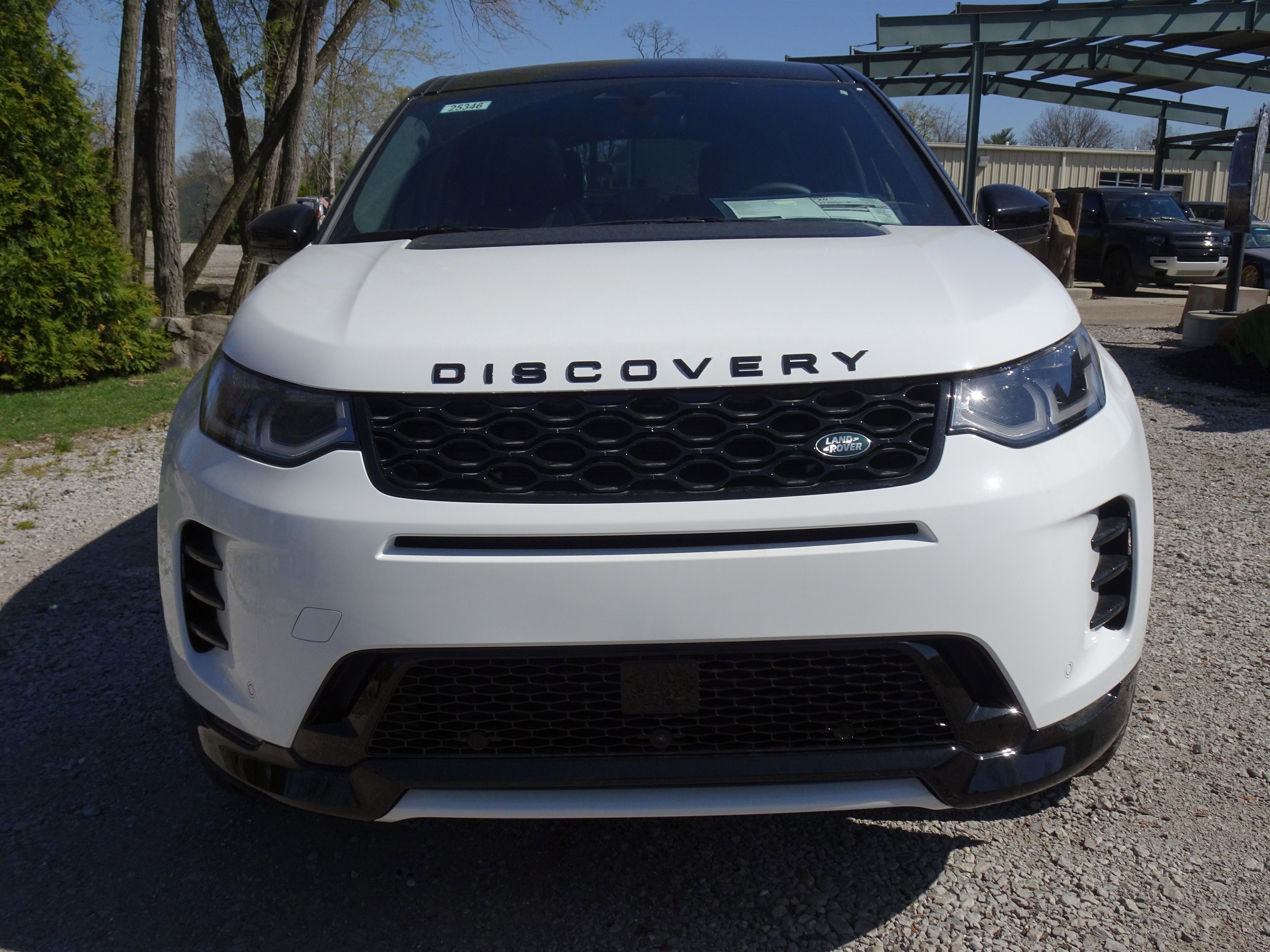 New 2025 Land Rover Discovery Sport Dynamic SE image 12