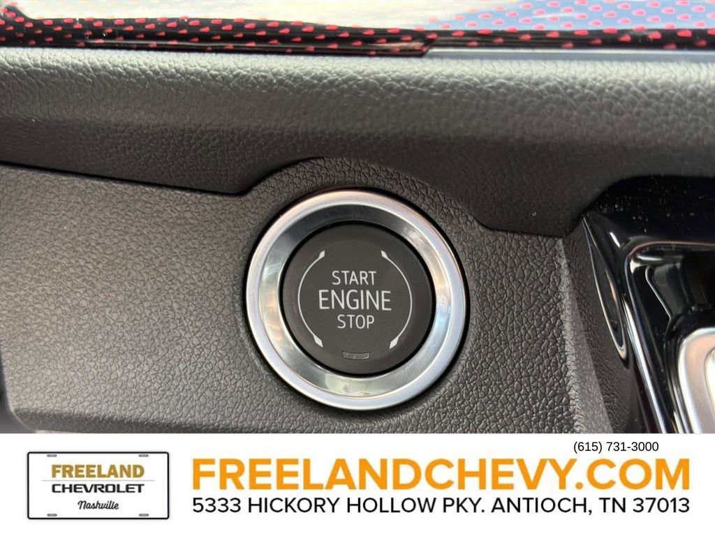 New 2026 Chevrolet Traverse RS w/ LPO, Floor Liner Package FWD image 31