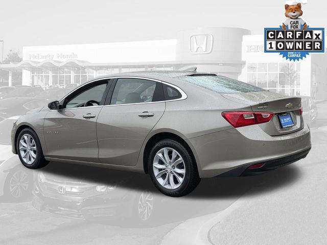 Used 2025 Chevrolet Malibu LT image 3