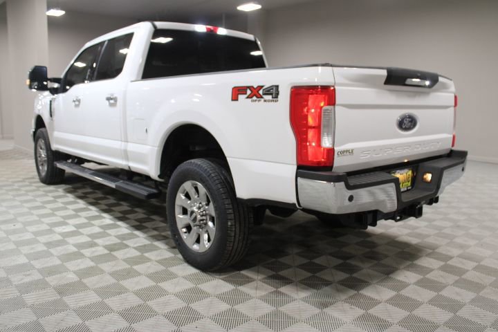 Used 2019 Ford F250 Lariat w/ Chrome Package image 9