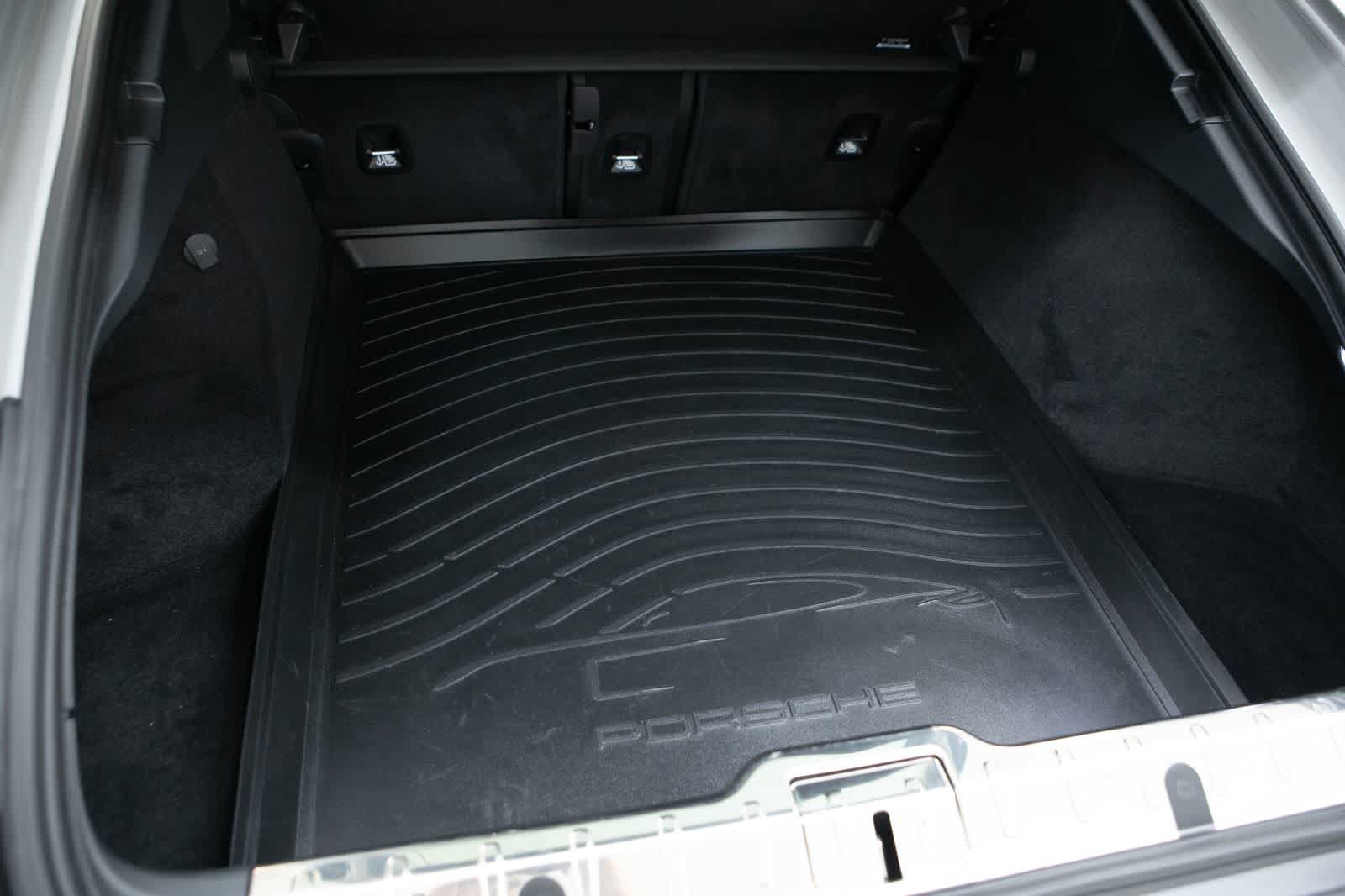 Certified 2023 Porsche Panamera RWD image 32