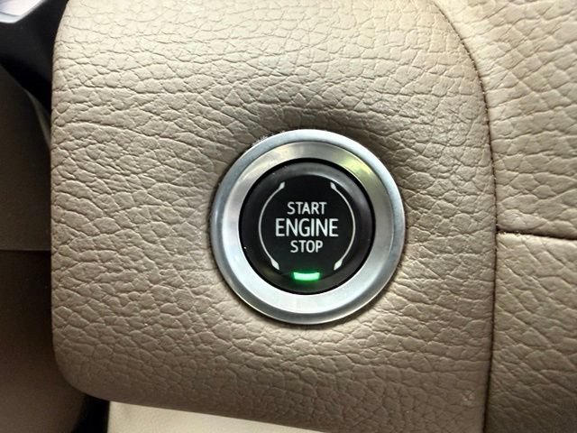 Used 2021 GMC Yukon Denali w/ Denali Ultimate Package AWD/4WD image 50