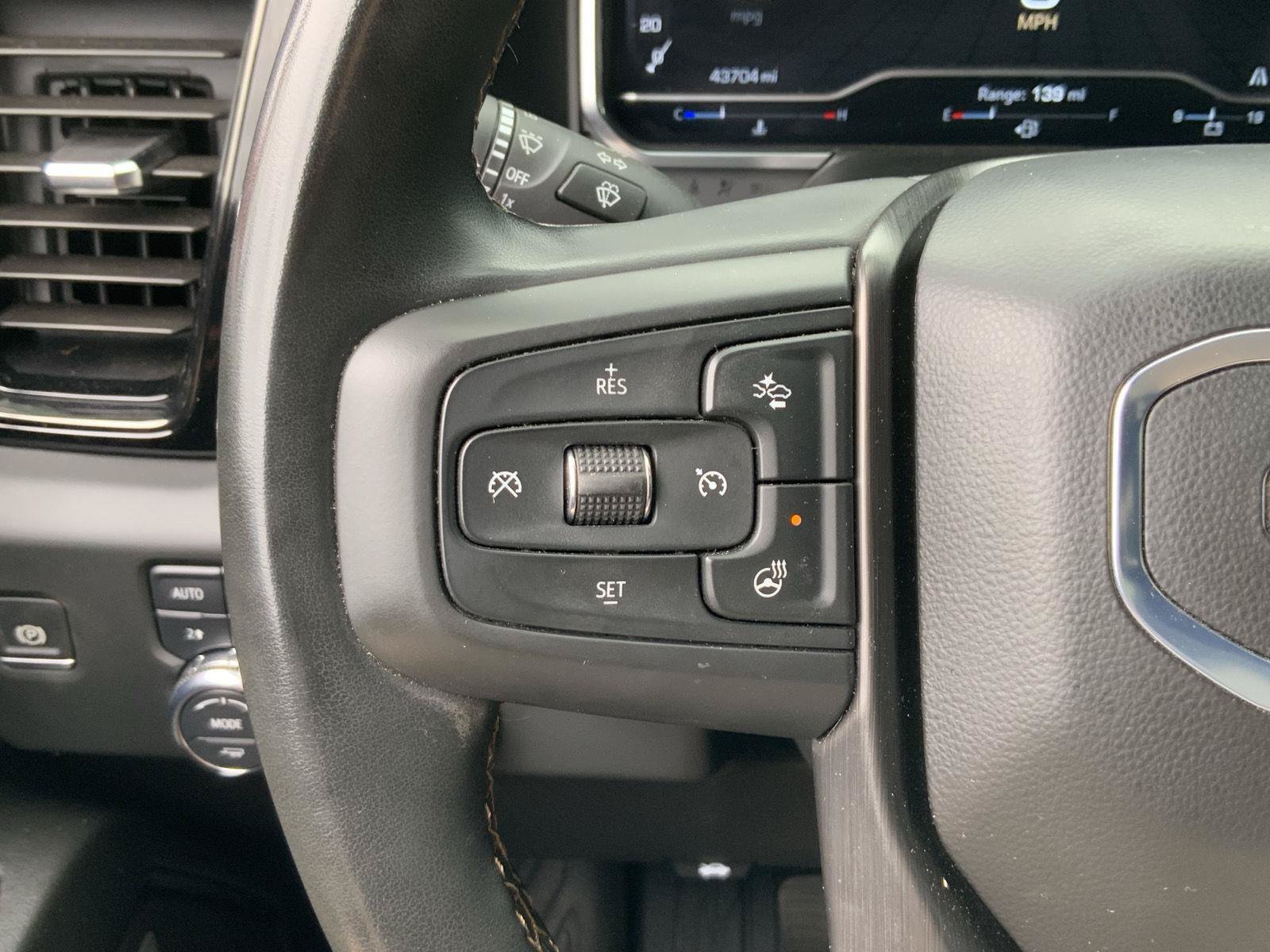 Used 2025 GMC Sierra 2500 AT4 w/ AT4 Premium Plus Package AWD/4WD image 34