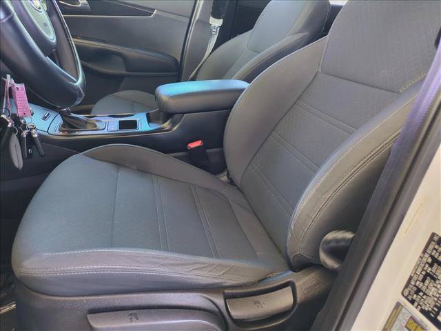 Used 2016 Kia Sorento FWD image 15