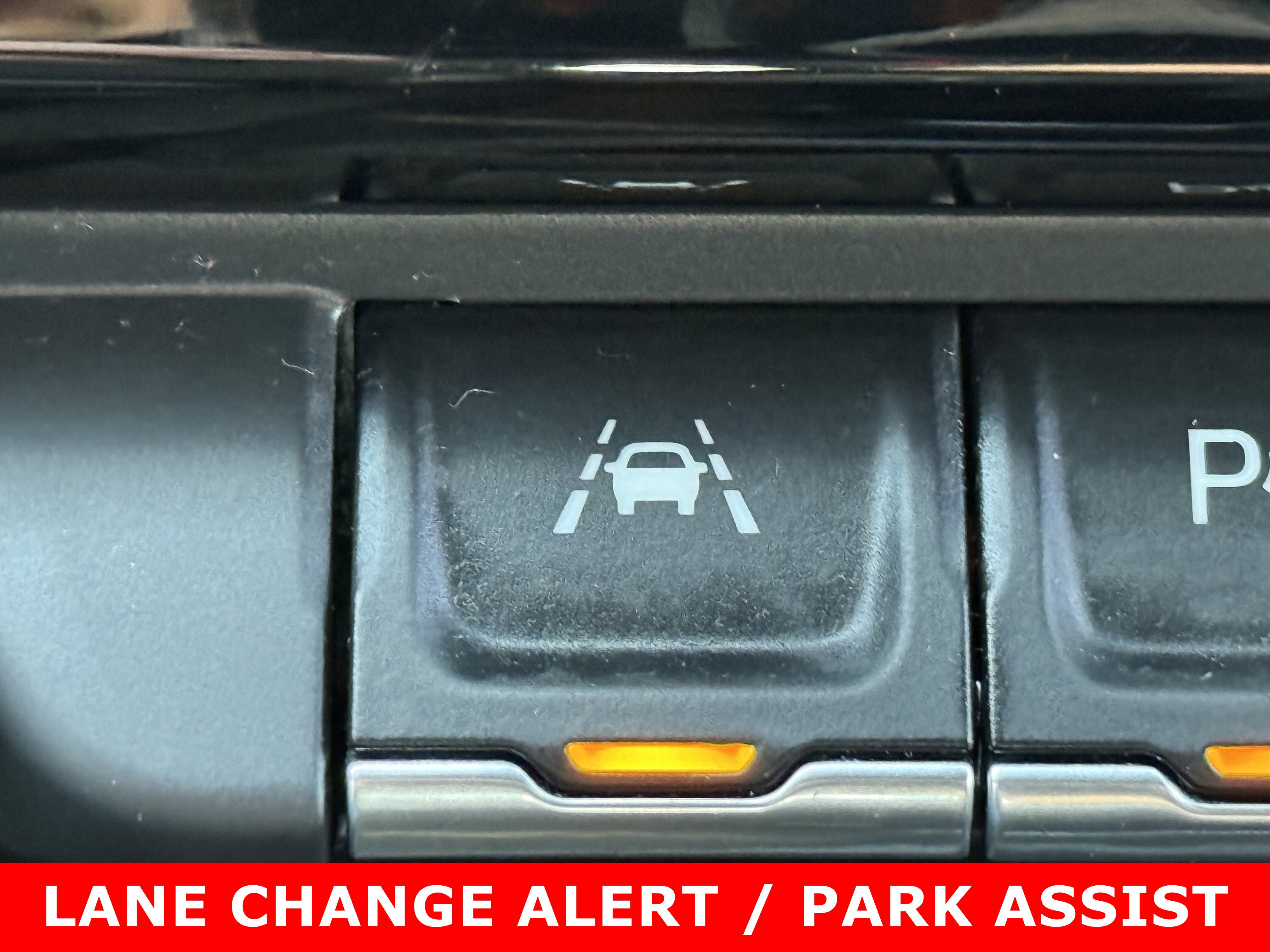 Certified 2023 GMC Sierra 1500 AT4 w/ Technology Package image 32