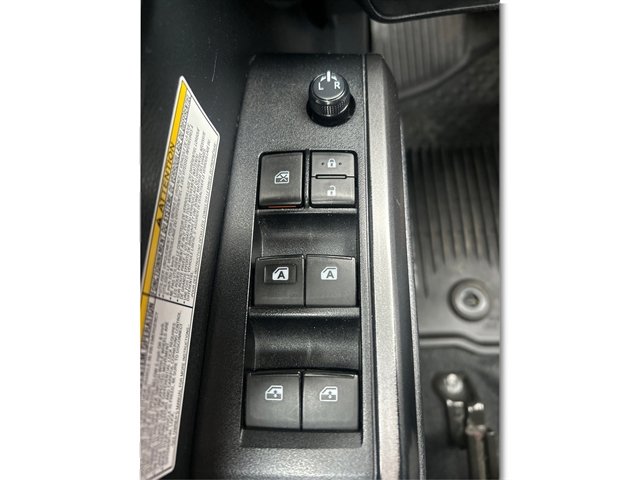 Used 2019 Toyota Tacoma TRD Off-Road w/ Technology Package image 40