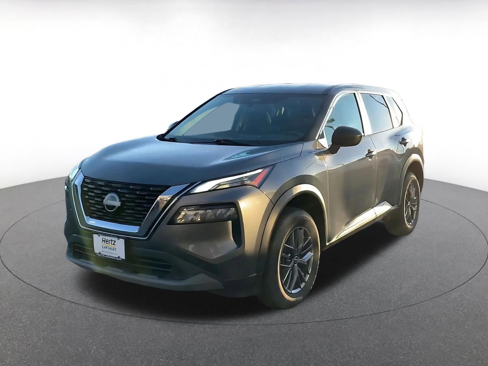 Used 2023 Nissan Rogue S image 7