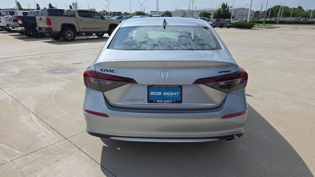 Used 2026 Honda Civic Sport image 4