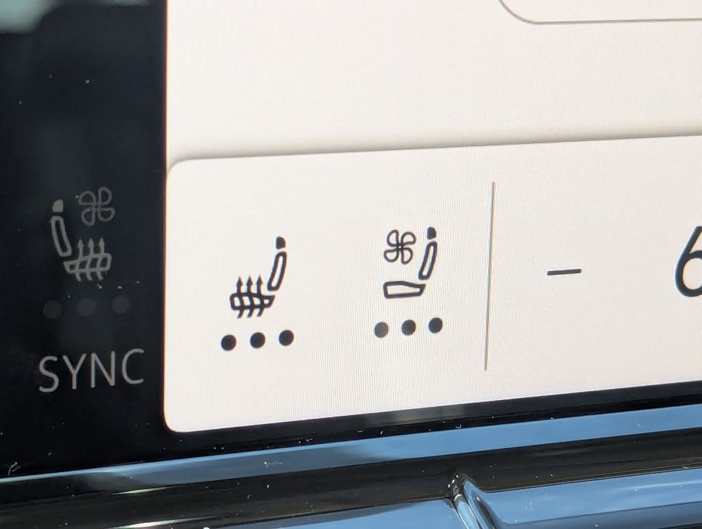 Used 2025 Volkswagen Atlas SE w/ Panoramic Sunroof Package AWD/4WD image 20