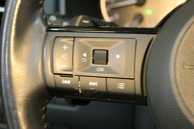 Used 2021 Nissan Rogue SV image 22