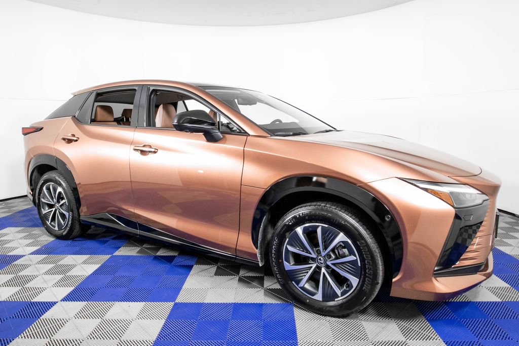 Used 2024 Lexus RZ 300e Premium w/ Technology Package image 3