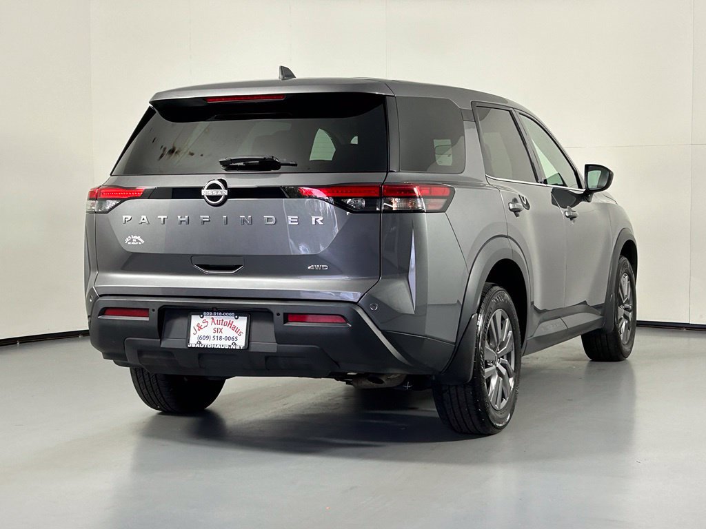 Used 2024 Nissan Pathfinder S w/ Cargo Package AWD/4WD image 7