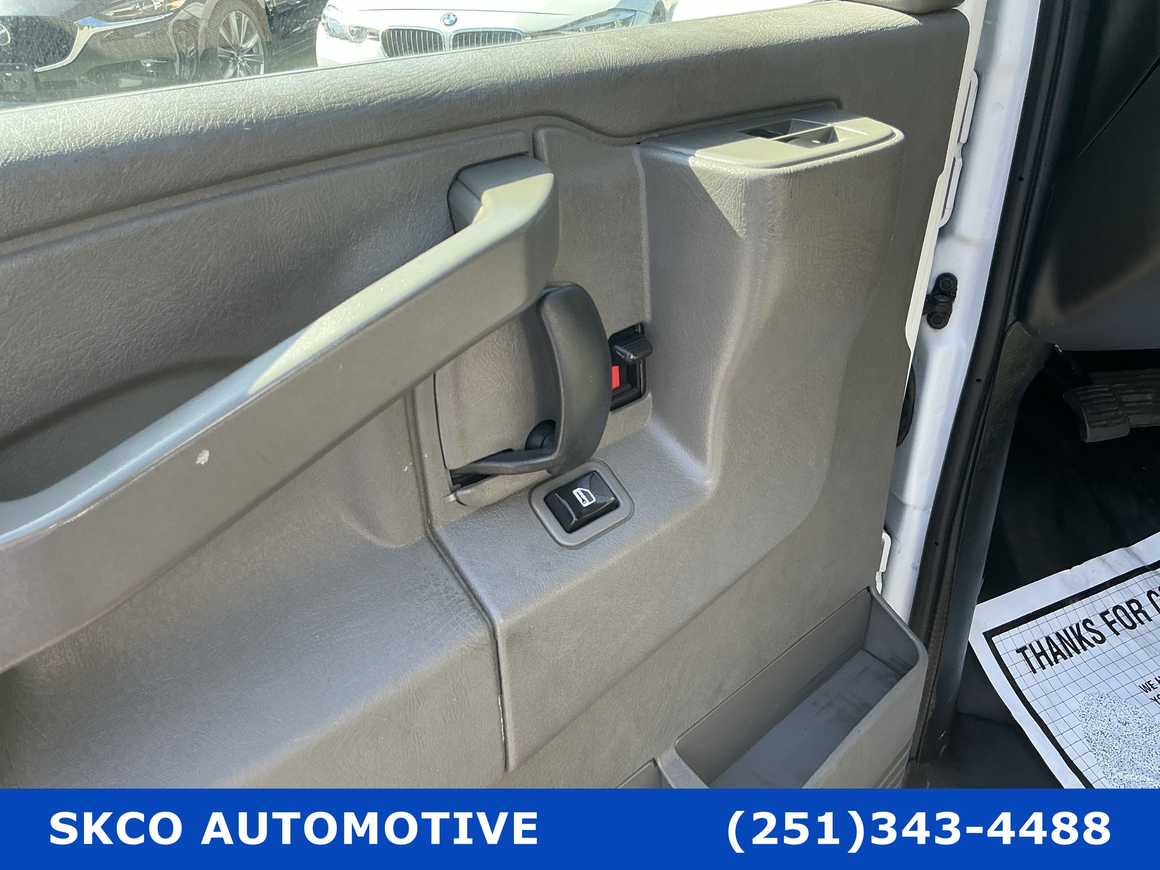 Used 2020 Chevrolet Express 2500 w/ Communications Package RWD image 22