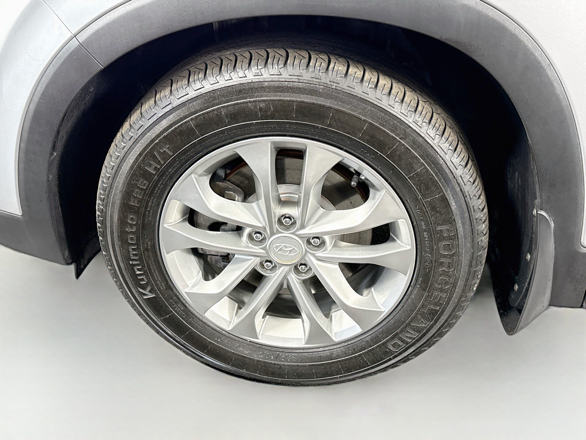 Used 2020 Hyundai Santa Fe SE FWD image 37