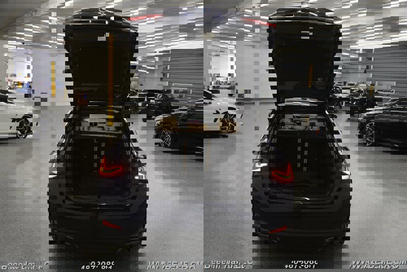 Used 2023 BMW i4 eDrive35 w/ Premium Package image 40