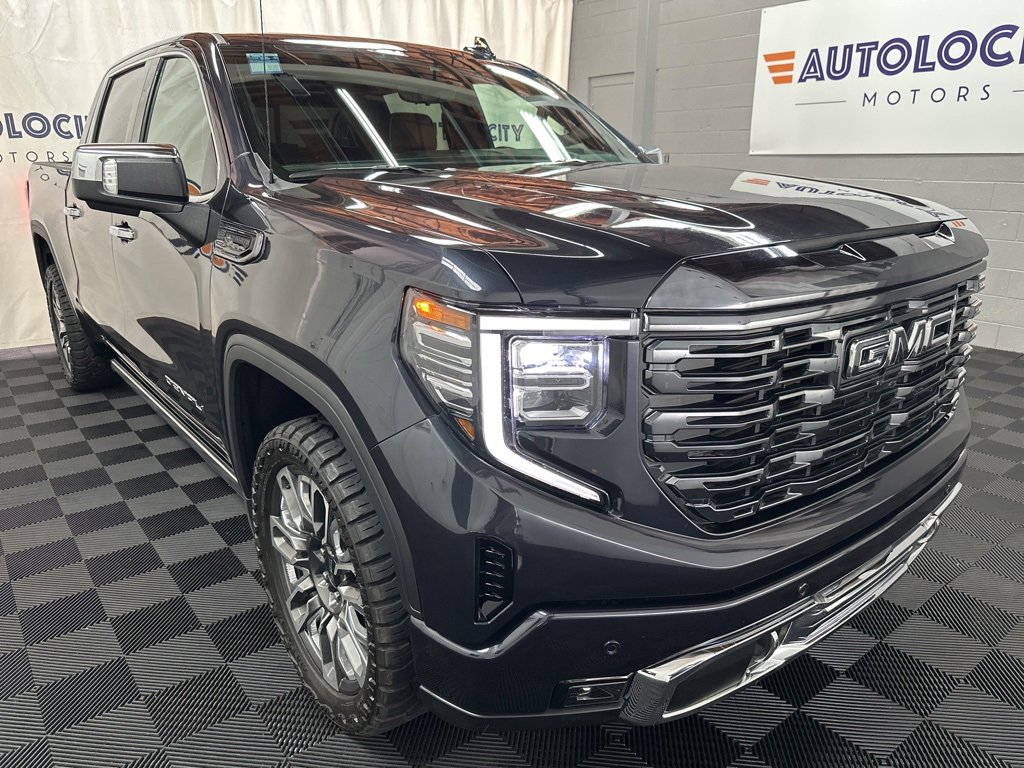 Used 2024 GMC Sierra 1500 Denali Ultimate image 2