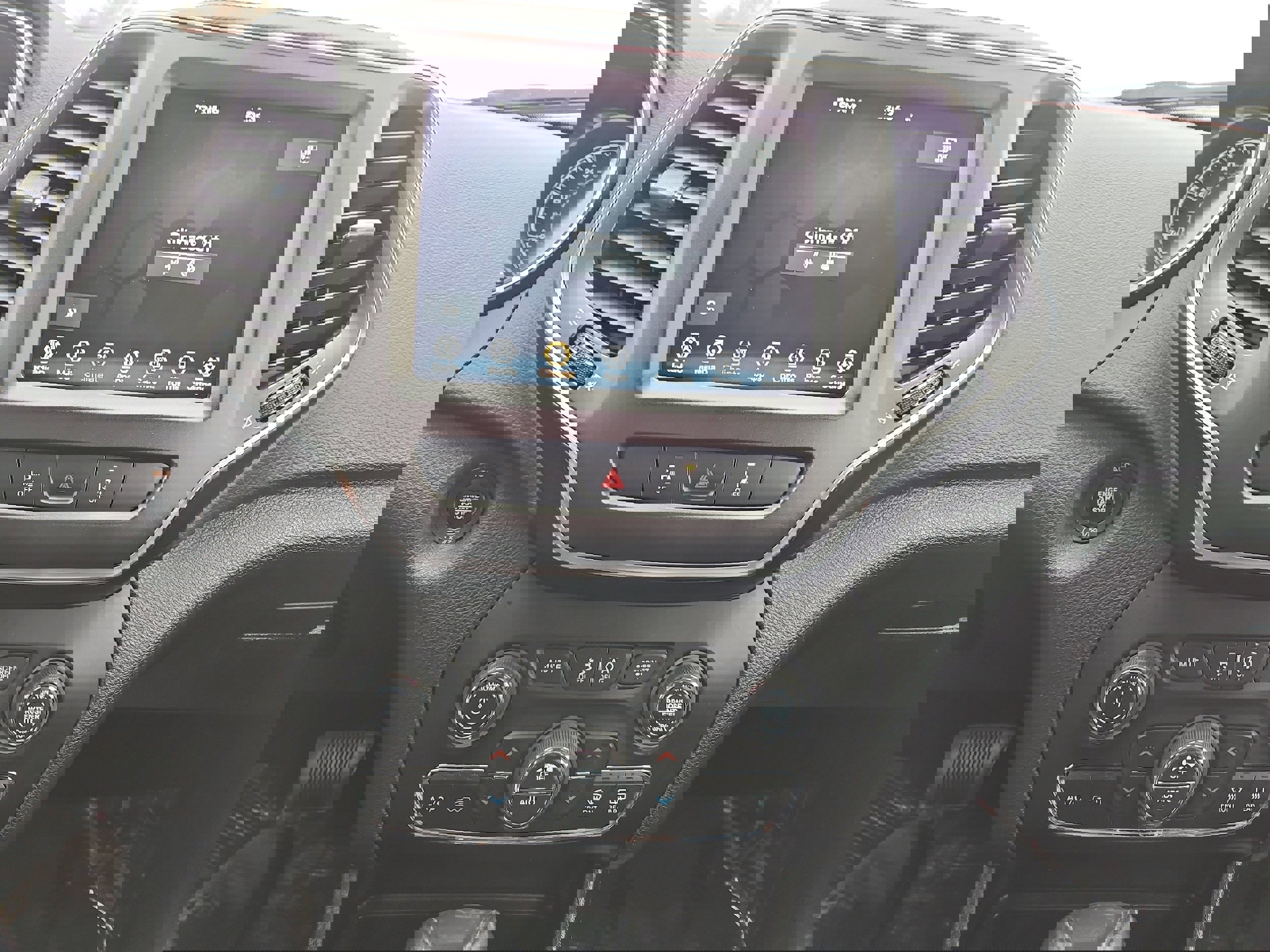 Used 2021 Jeep Cherokee Trailhawk image 27