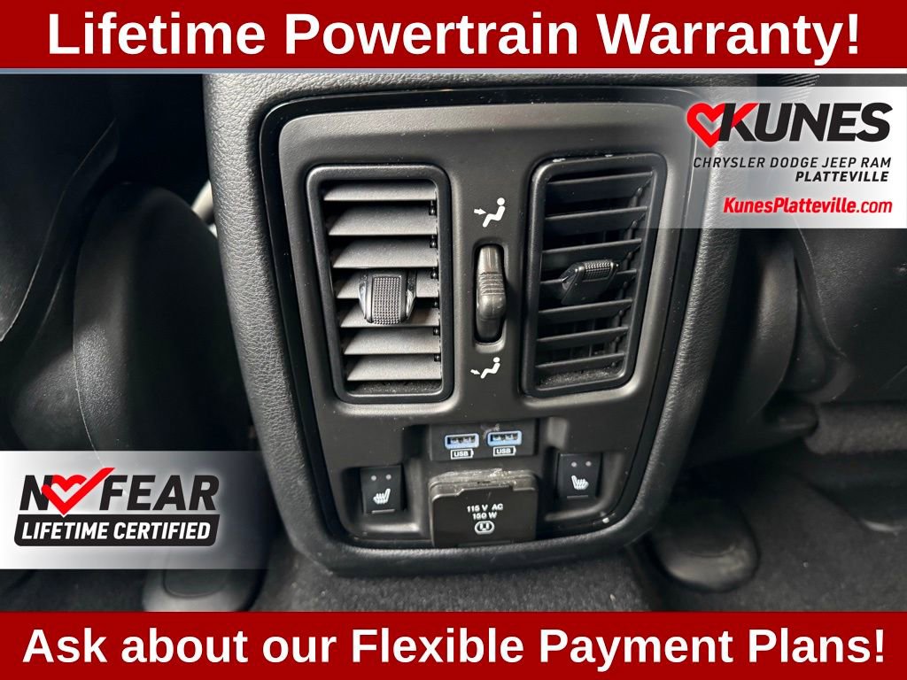 Used 2025 Dodge Durango R/T image 32