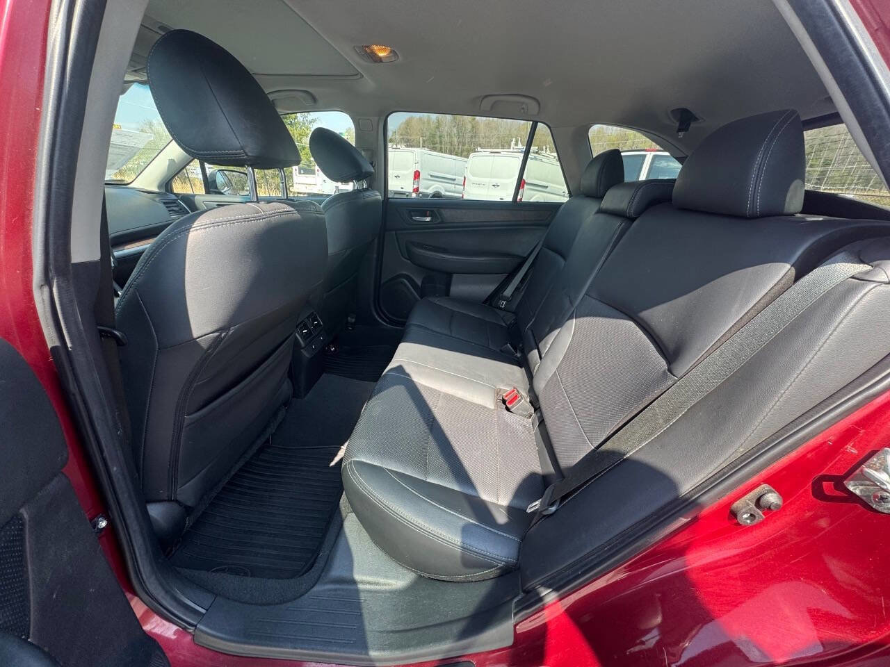 Used 2015 Subaru Outback 3.6R Limited image 14