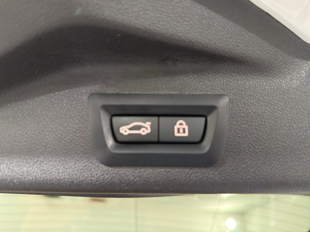 Used 2021 BMW X7 xDrive40i image 7