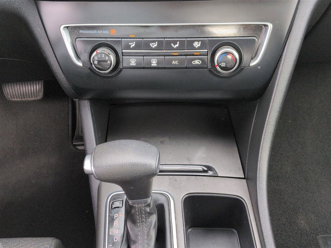 Used 2016 Kia Optima LX FWD image 25