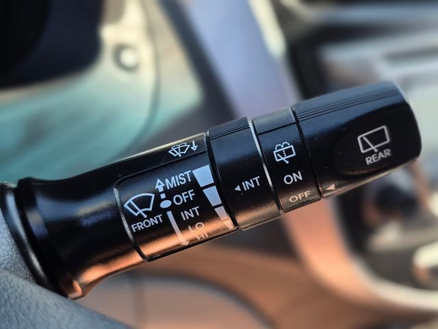 Used 2017 Hyundai Accent SE image 32