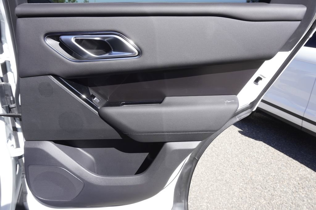 New 2026 Land Rover Range Rover Velar Dynamic SE image 25
