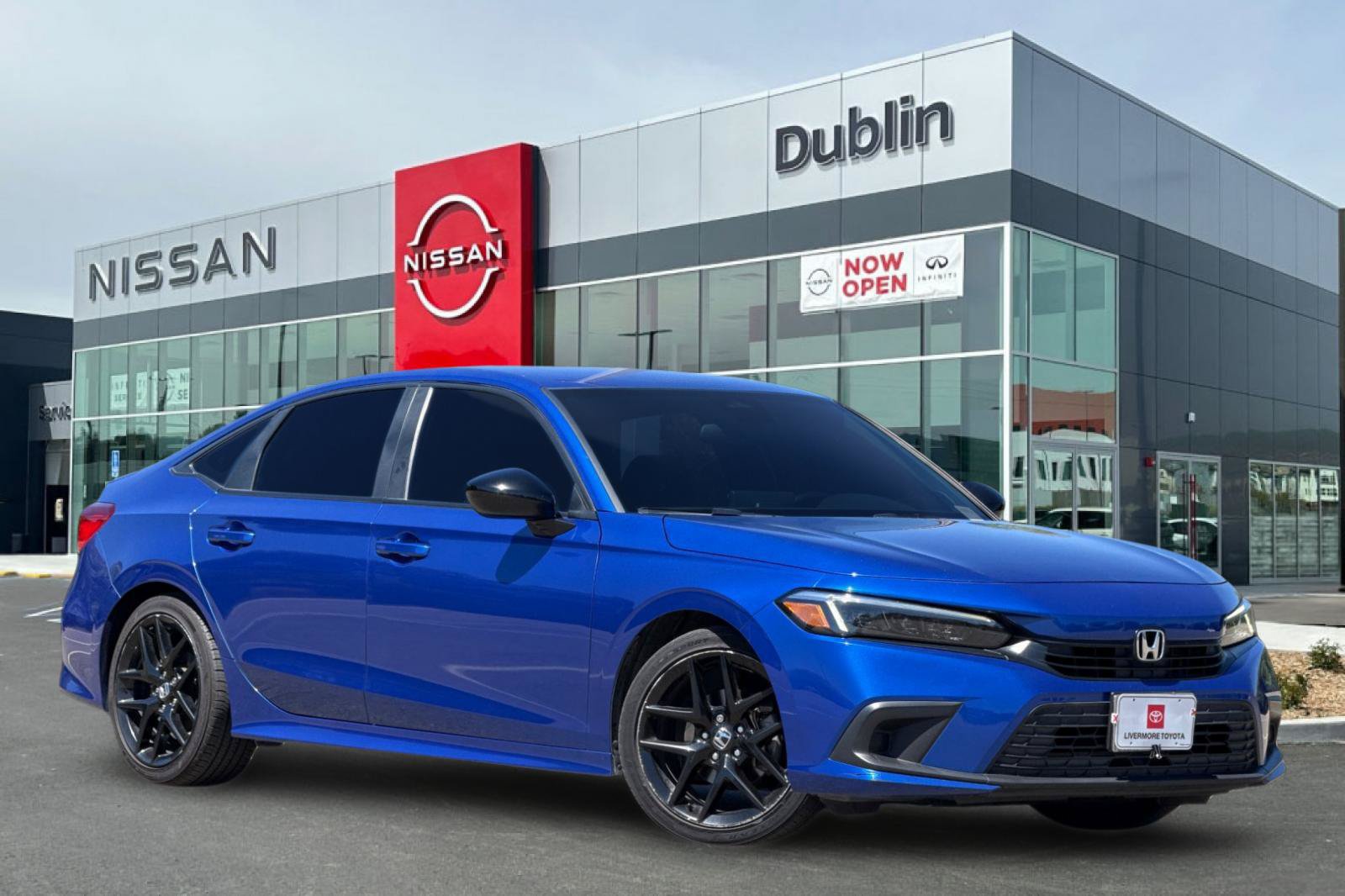 Used 2022 Honda Civic Sport image 2