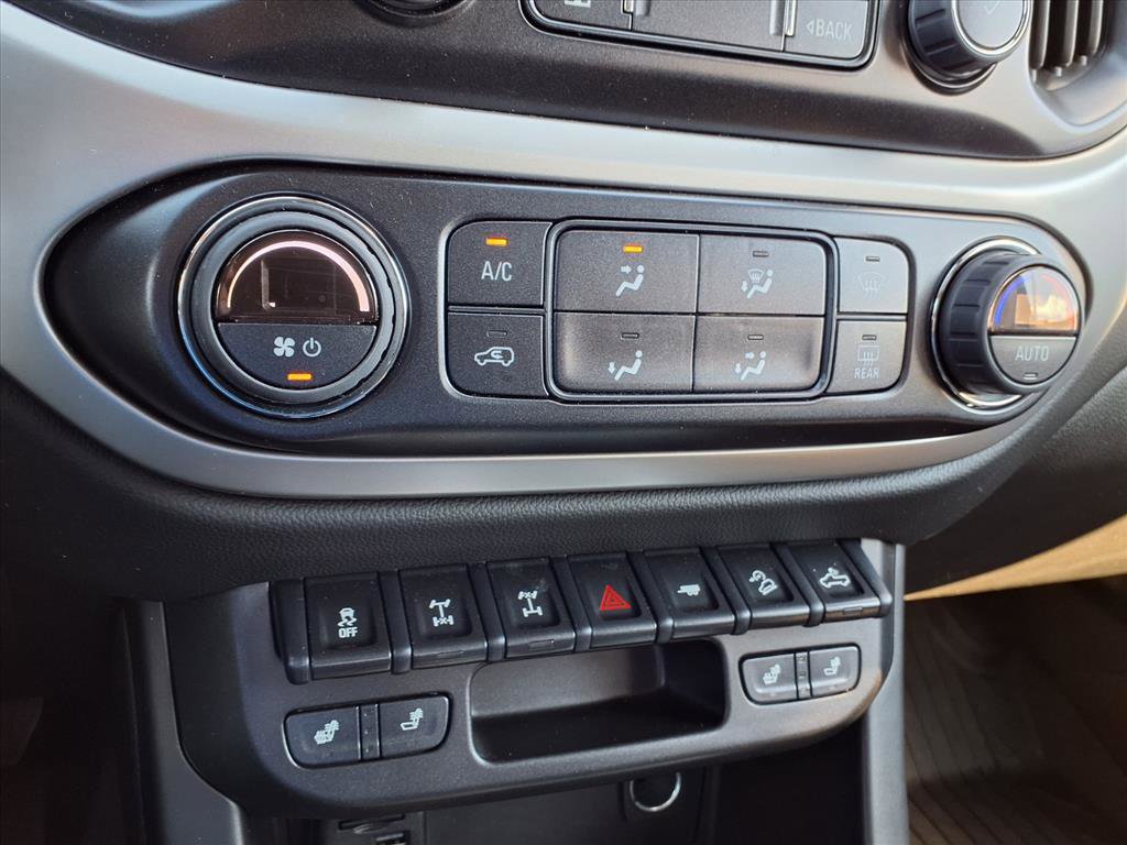 Used 2022 Chevrolet Colorado ZR2 w/ Colorado ZR2 Bison Edition image 9