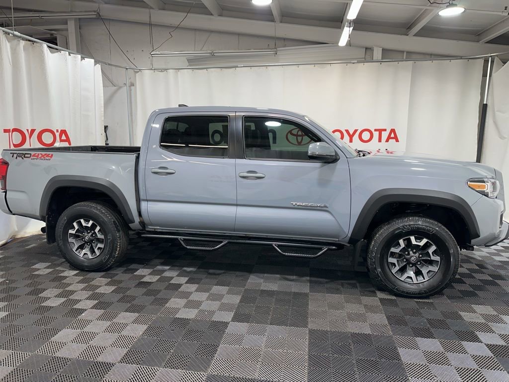 Used 2019 Toyota Tacoma TRD Off-Road image 7