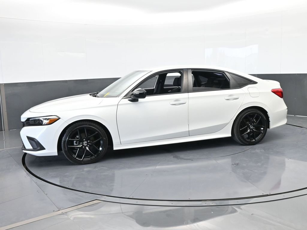 Used 2024 Honda Civic Sport image 2