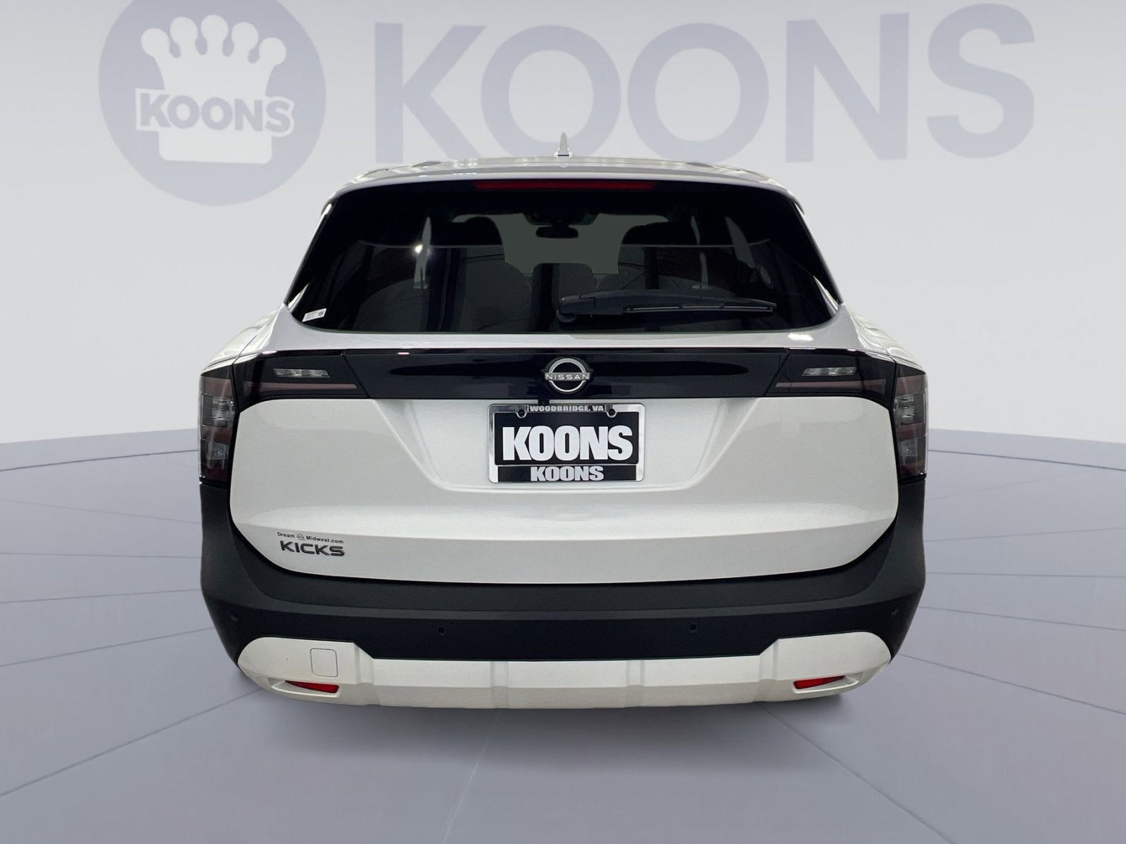 Used 2025 Nissan Kicks SV image 5