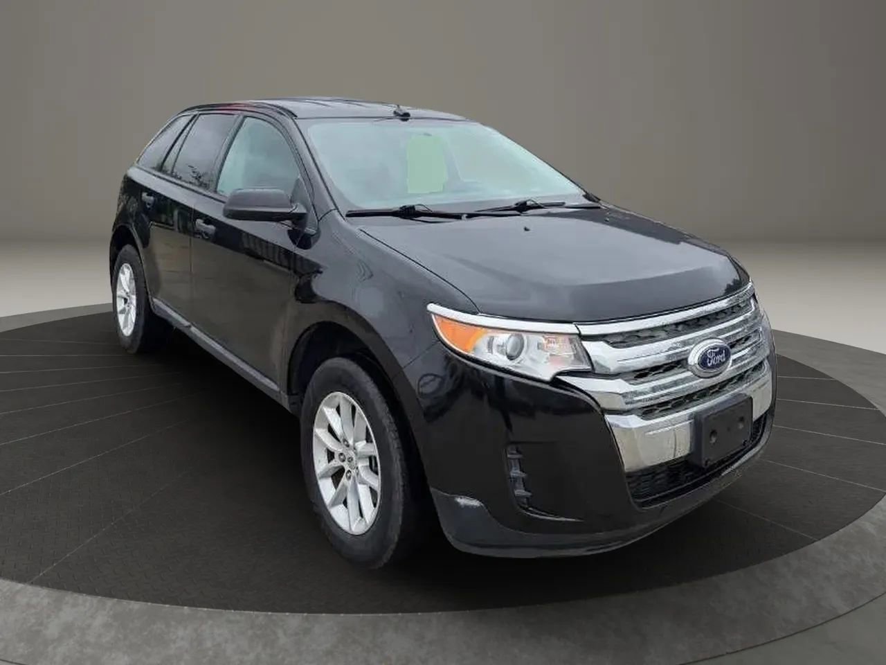 Used 2013 Ford Edge SE