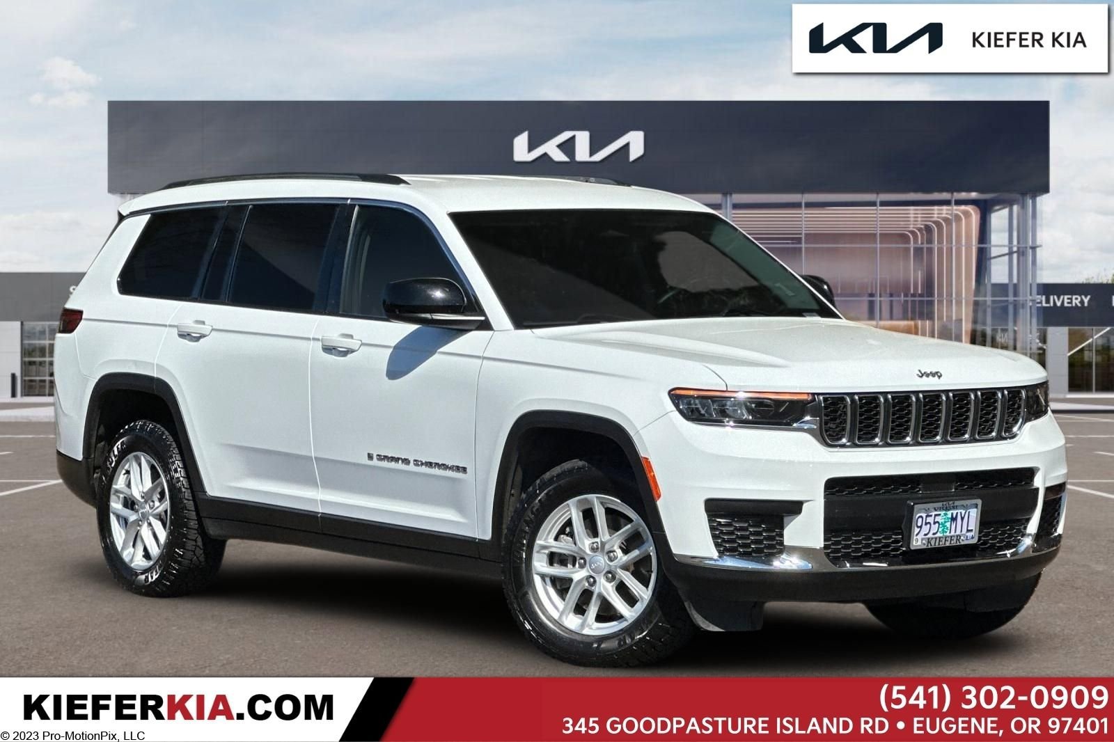 Used 2021 Jeep Grand Cherokee L Laredo w/ Luxury Tech Group I image 1