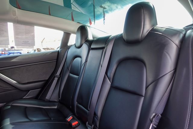 Used 2019 Tesla Model 3 Performance image 20